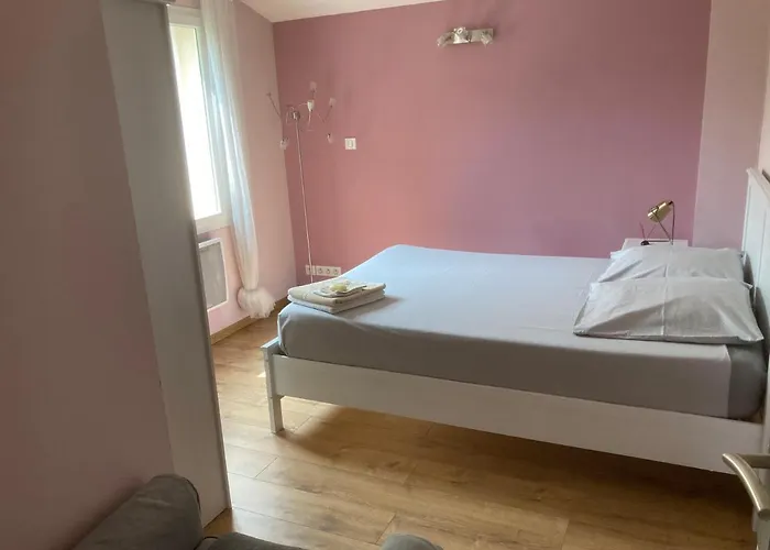 Villa Recente Avec Piscine Privee