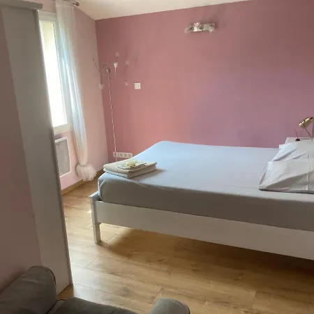 Villa Recente Avec Piscine Privee